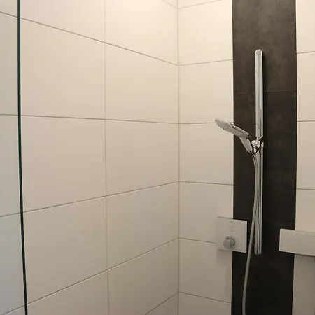 아파트 Die Haffhaeuser Ferienwohnung Vi Garz (Usedom)