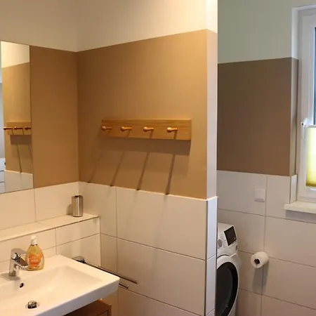 Die Haffhaeuser Ferienwohnung Vi Garz (Usedom)